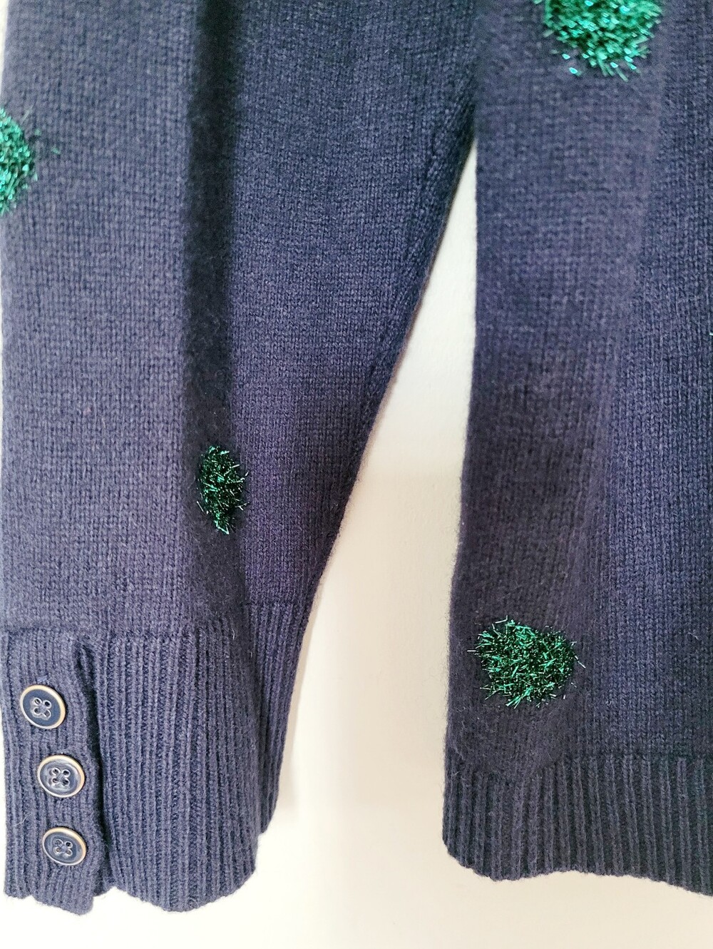 Talbots Wool Blnd Navy Crewneck Sweater with Green Tinsel Dot/Pom Accents Medium - Picture 6 of 14